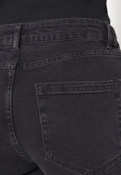 Flared Jeans - Black Denim 11 Flared Jeans - Black Denim -Fashionista Verkoop 002d81124476427bb4152587005ff5cc scaled