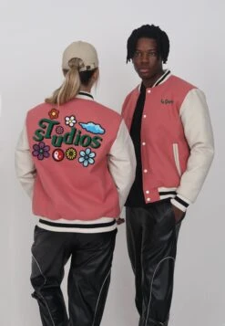 Lamar Varsity Jacket Unisex - Imitatieleren Jas - Coral