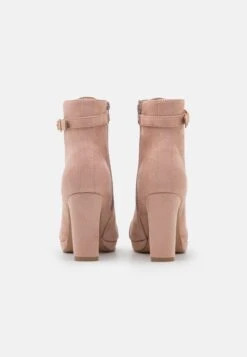 Veterboots - Light Pink -Fashionista Verkoop 091506f967424038ae8866e0ad7b37ee scaled