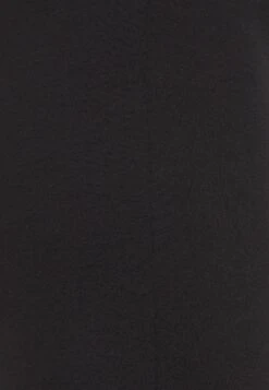 DRYKORN Broek - Schwarz -Fashionista Verkoop 0953980924644ce09b2246ff80cfc9ae scaled