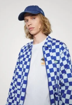 YOURTURN Unisex - T-Shirt Print - White -Fashionista Verkoop 0b7d418ea8104d16a445257006328e88 scaled