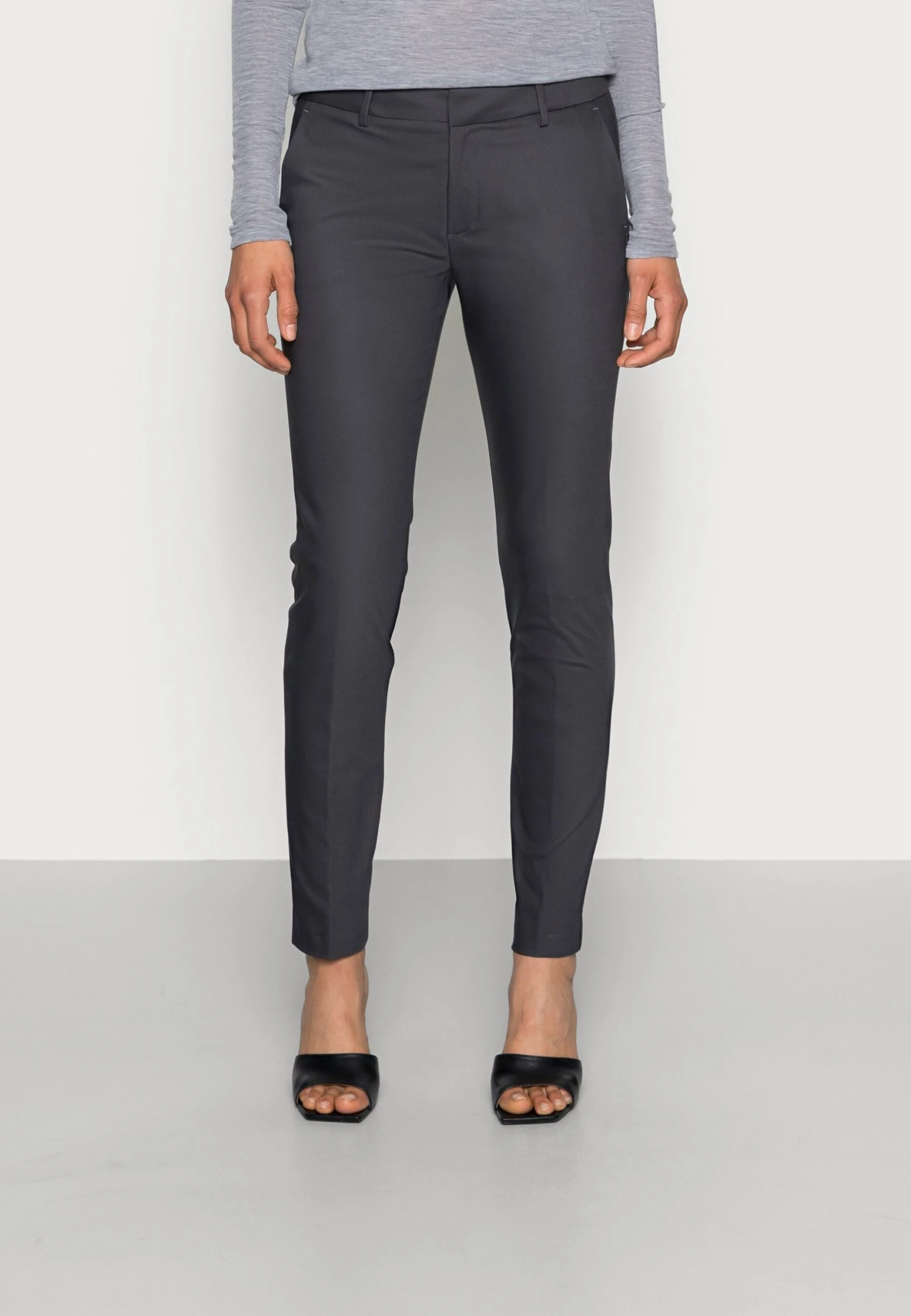 Mos Mosh Abbey Night Pant - Broek - Antracite 1 Mos Mosh Abbey Night Pant - Broek - Antracite