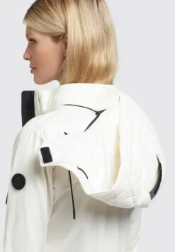 Khujo Dalis Shiny - Jas - Cremeweiß -Fashionista Verkoop 10b9380a2d3a4c8191864b2028deef57 scaled