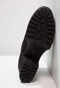 Even&Odd Enkellaarsjes Met Hoge Hak - Black -Fashionista Verkoop 155808bd462e413cbe1540677b9d4a9e