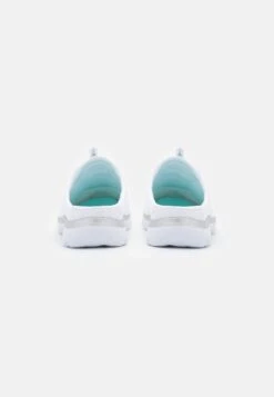 Summits - Muiltjes - White/Silver 9 Summits - Muiltjes - White/Silver -Fashionista Verkoop 1a38245b3a314139b0ab56855dc305d3 scaled