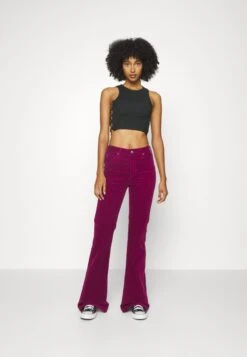 Lee Breese - Flared Jeans - Foxy Violet 13 Lee Breese - Flared Jeans - Foxy Violet -Fashionista Verkoop 2754fc2fcc7142d39fcaea40d0b1d2fe scaled