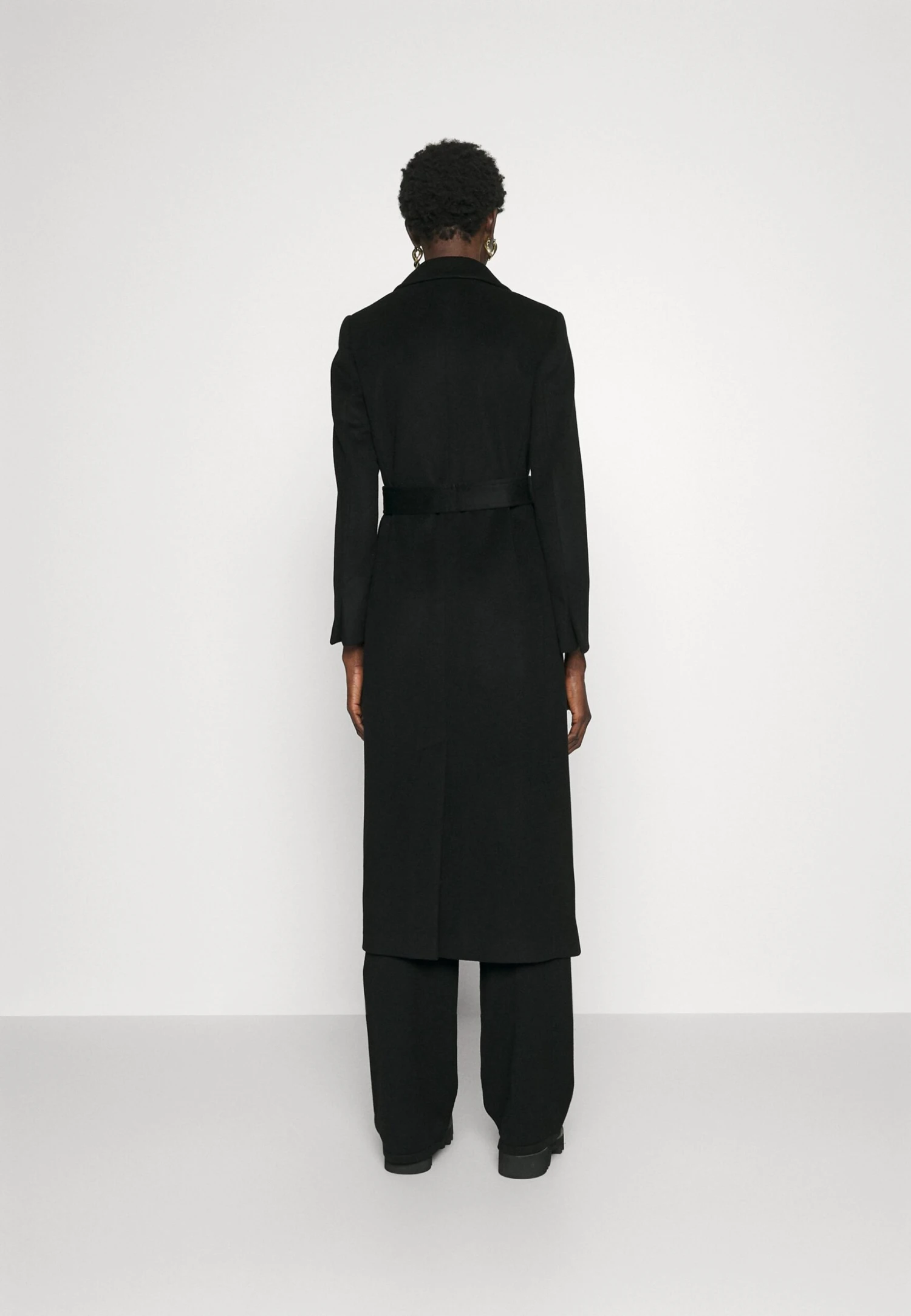 MAX & Co. Longrun - Mantel - Black 3 MAX & Co. Longrun - Mantel - Black - Afbeelding 3