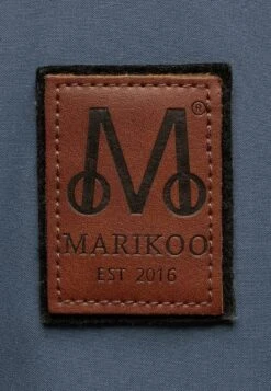 Marikoo Erdbeere - Outdoorjas - Dusty Blue -Fashionista Verkoop 2b1efec3e4b54be48a6cf15aca4ca1ca scaled