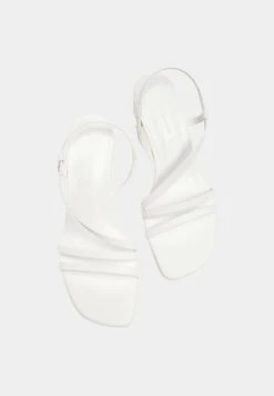 PULL & BEAR Absatz Mit Gekreuzten Riemen - Sandalen - White -Fashionista Verkoop 305a1c9e81c04cc9869bb8f76d0da0d9 scaled