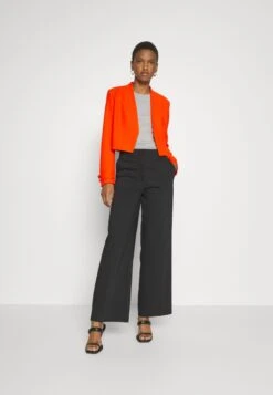 Boss Slim-Fit Cropped Jacket With Collarless Styling - Blazer - Bright Orange 12 Boss Slim-Fit Cropped Jacket With Collarless Styling - Blazer - Bright Orange -Fashionista Verkoop 3312aa900d0f45f49115e4640ef0dd5e scaled