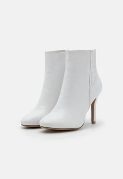 Anna Field Korte Laarzen - White -Fashionista Verkoop 34dbe5338086462c84262836b62e7c58 scaled