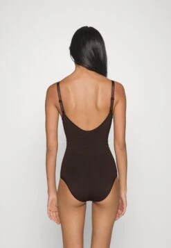 Anna Field Body - Black -Fashionista Verkoop 36da89f3adc2444c92cd1b23399fbc70 scaled