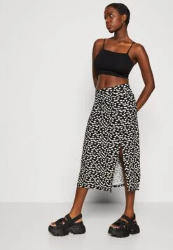 Even&Odd Kokerrok - Black/White/Multi-Coloured -Fashionista Verkoop 3807f5300854470bad92c14c256328a8 scaled