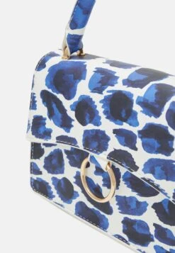 Even&Odd Schoudertas - Blue -Fashionista Verkoop 4388d833a9fa4eba86178b3a97bc5d3d scaled