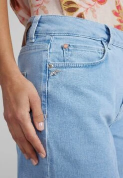 Mos Mosh Hailee Boyd - Bootcut Jeans - Light Blue 11 Mos Mosh Hailee Boyd - Bootcut Jeans - Light Blue -Fashionista Verkoop 44a47930fe784f3897804fa7120ae52c scaled