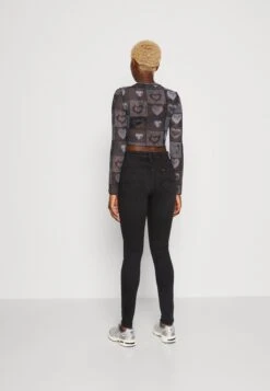 Lee Scarlett High - Jeans Skinny Fit - Tingled Black -Fashionista Verkoop 4f45153781714449bde568ada2ce48eb scaled