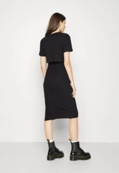 Top Skirt Set - Kokerrok - 802 - Black 9 Top Skirt Set - Kokerrok - 802 - Black -Fashionista Verkoop 51481fddc57e4d5e85c5d1e892c80ad3 scaled