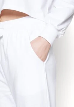 Anna Field Pyjama - Off White -Fashionista Verkoop 56bec85cb61844dda07a2cc04c217819 scaled