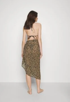 Bruno Banani Pareo - Strandaccessoire - Leo -Fashionista Verkoop 59919bffd6f948c397646b67ab8cb859 scaled