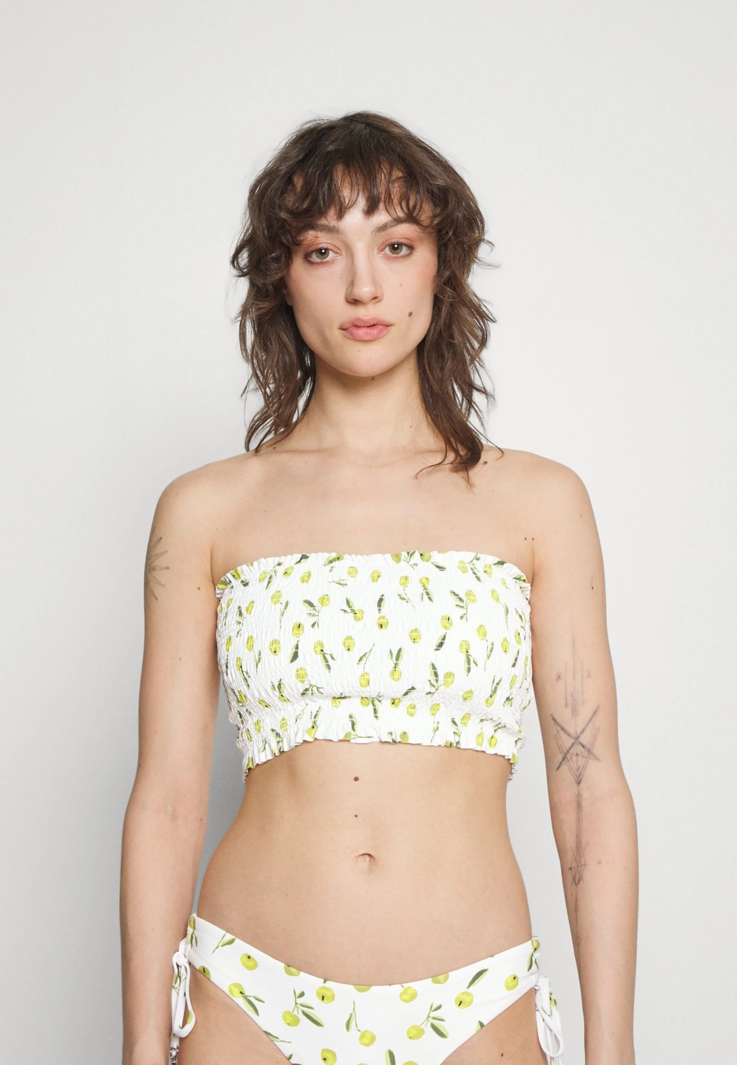 Seafolly Summer Crush Shirred Long Line Bandeau - Bikinitop - Off-White 1 Seafolly Summer Crush Shirred Long Line Bandeau - Bikinitop - Off-White