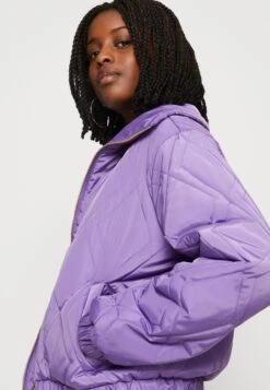 Noisy May Ziggy Quilt - Bomberjacks - Paisley Purple -Fashionista Verkoop 604481d441104a38af6d6f550ca6ac93 scaled