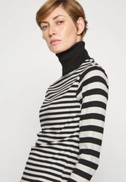 Leon Long Sleeve - Longsleeve - Zebra -Fashionista Verkoop 743595dfb6274b09b26dd9942918a218 scaled
