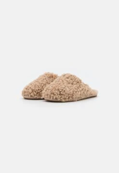 Ugg Maxi Curly Slide - Pantoffels - Sand 8 Ugg Maxi Curly Slide - Pantoffels - Sand -Fashionista Verkoop 78ba8cb5354e4d749fce1bcfc355f5ff scaled