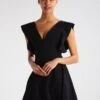 Wal G Lucia V Neck Frill Sleeve Skater Dress - Cocktailjurk - Black