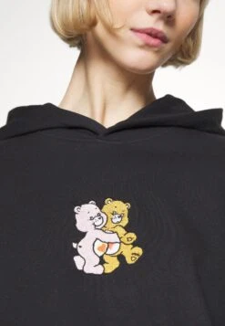 YOURTURN Care Bears Unisex - Hoodie - Black -Fashionista Verkoop 85a6a7e19e37411a92be79c8580719d2 scaled