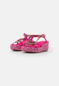 Alma En Pena Sandalen Met Sleehak - Fuxia 8 Alma En Pena Sandalen Met Sleehak - Fuxia -Fashionista Verkoop 8df6a45e4458471c86154aa5260400b8 scaled