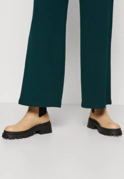Anna Field Broek - Dark Green -Fashionista Verkoop a524095958e04455ada091ccb67ffcf8 scaled