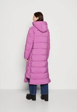 Yasliro Long Padded Coat - Winterjas - Hyacinth Violet -Fashionista Verkoop b2e6201941d446539f84a109dfe38cce scaled