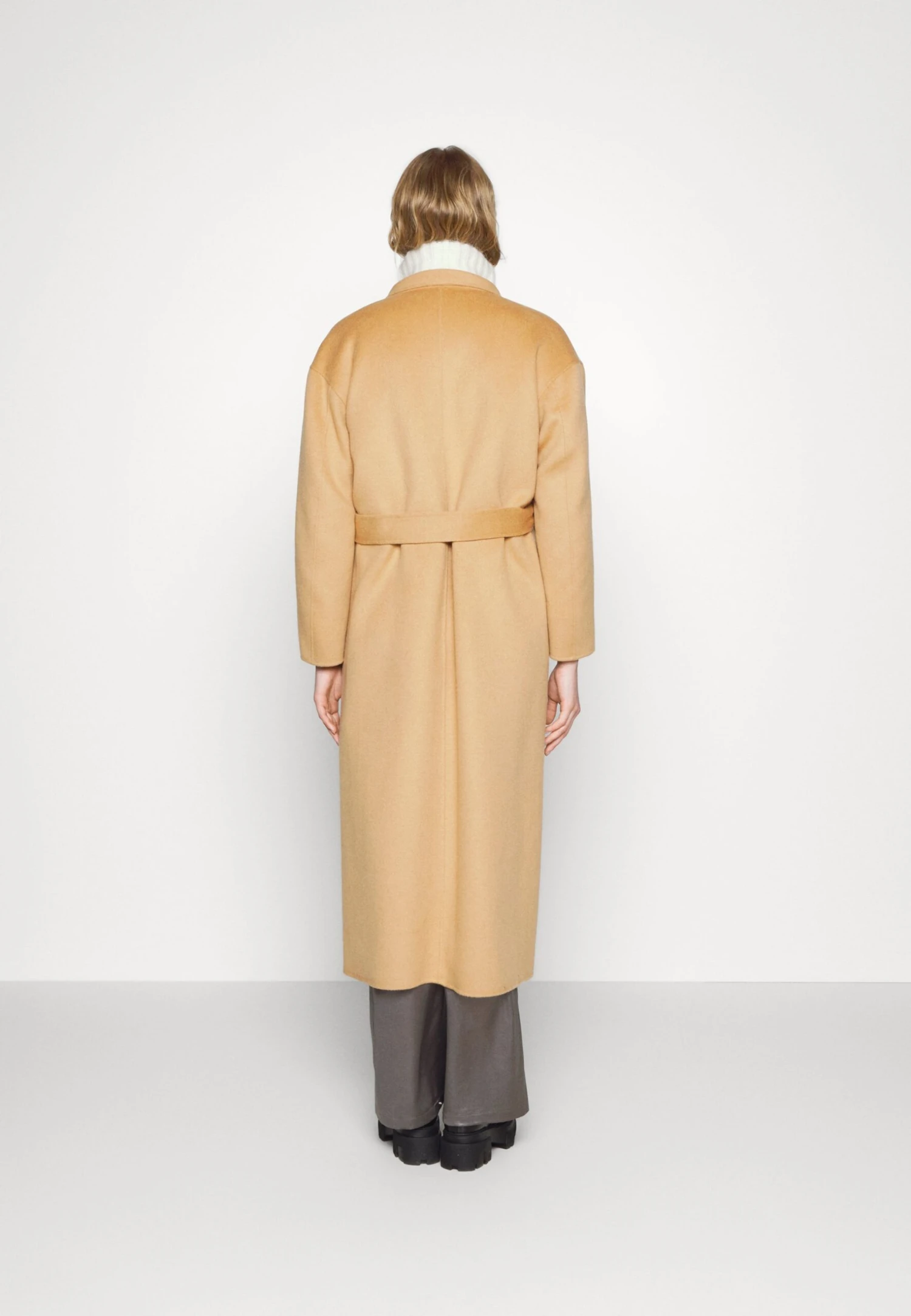 Filippa K Alexa Coat - Mantel - Light Camel 5 Filippa K Alexa Coat - Mantel - Light Camel - Afbeelding 5
