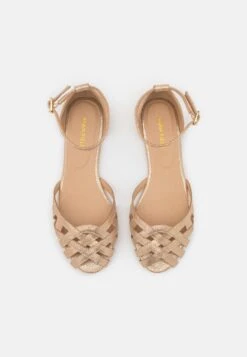 Leather- Peeptoe Ballerina'S - Gold -Fashionista Verkoop bbe8c4f5d1de4031b9b262f90de18fd5 scaled