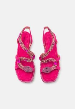 Alma En Pena Sandalen Met Sleehak - Fuxia 11 Alma En Pena Sandalen Met Sleehak - Fuxia -Fashionista Verkoop c395d76de4034433921c70618959994b scaled