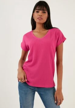 LELA Regular Fit - Blouse - Fuchsia 9 LELA Regular Fit - Blouse - Fuchsia -Fashionista Verkoop c919ec9a05174c30a03c8a1c9977db87