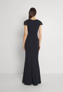 Wal G Sammy Maxi Dress - Jerseyjurk - Navy Blue -Fashionista Verkoop cdaf555644f249b69ad757f42ea83918 scaled