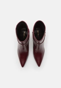 Anna Field Enkellaarsjes Met Hoge Hak - Bordeaux -Fashionista Verkoop d6498e58dacb4538bc953780b5ae2bf9 scaled