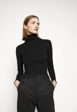 MAX & Co. Manama - Trui - Black -Fashionista Verkoop dc273241f62f464bb897f76baafa1dec scaled
