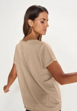 Mos Mosh Kay Tee - T-Shirt Basic - Gold -Fashionista Verkoop de9532f1c79845749d31cd33d95af152 scaled