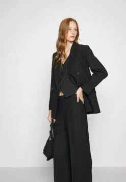 MAX & Co. Oboe - Blazer - Black 9 MAX & Co. Oboe - Blazer - Black -Fashionista Verkoop e4297578958e4484b90a8910dc09a67b scaled