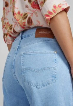 Mos Mosh Hailee Boyd - Bootcut Jeans - Light Blue 9 Mos Mosh Hailee Boyd - Bootcut Jeans - Light Blue -Fashionista Verkoop e6ce3dc69f9e47569e608fe7648d703d scaled