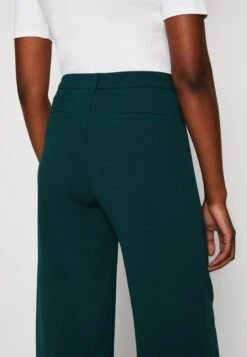 Anna Field Broek - Dark Green -Fashionista Verkoop e6fb613b118e4fc8946c3a68349dd44c scaled