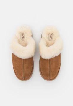 Ugg Disquette - Pantoffels - Chestnut -Fashionista Verkoop e7285c3843ba4f50963a7119606316e7 scaled